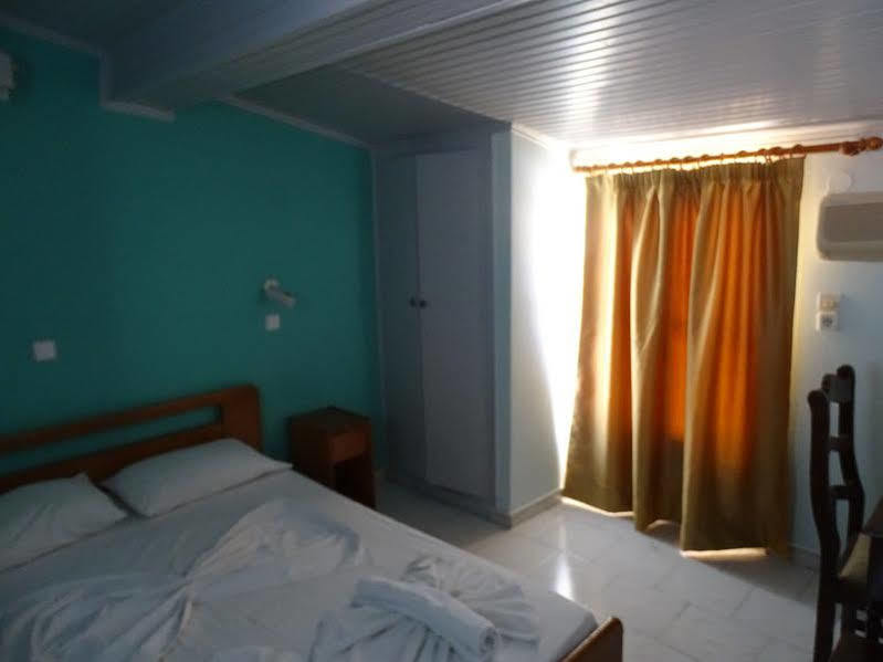 Hotel Mariona 毕达哥利翁 外观 照片