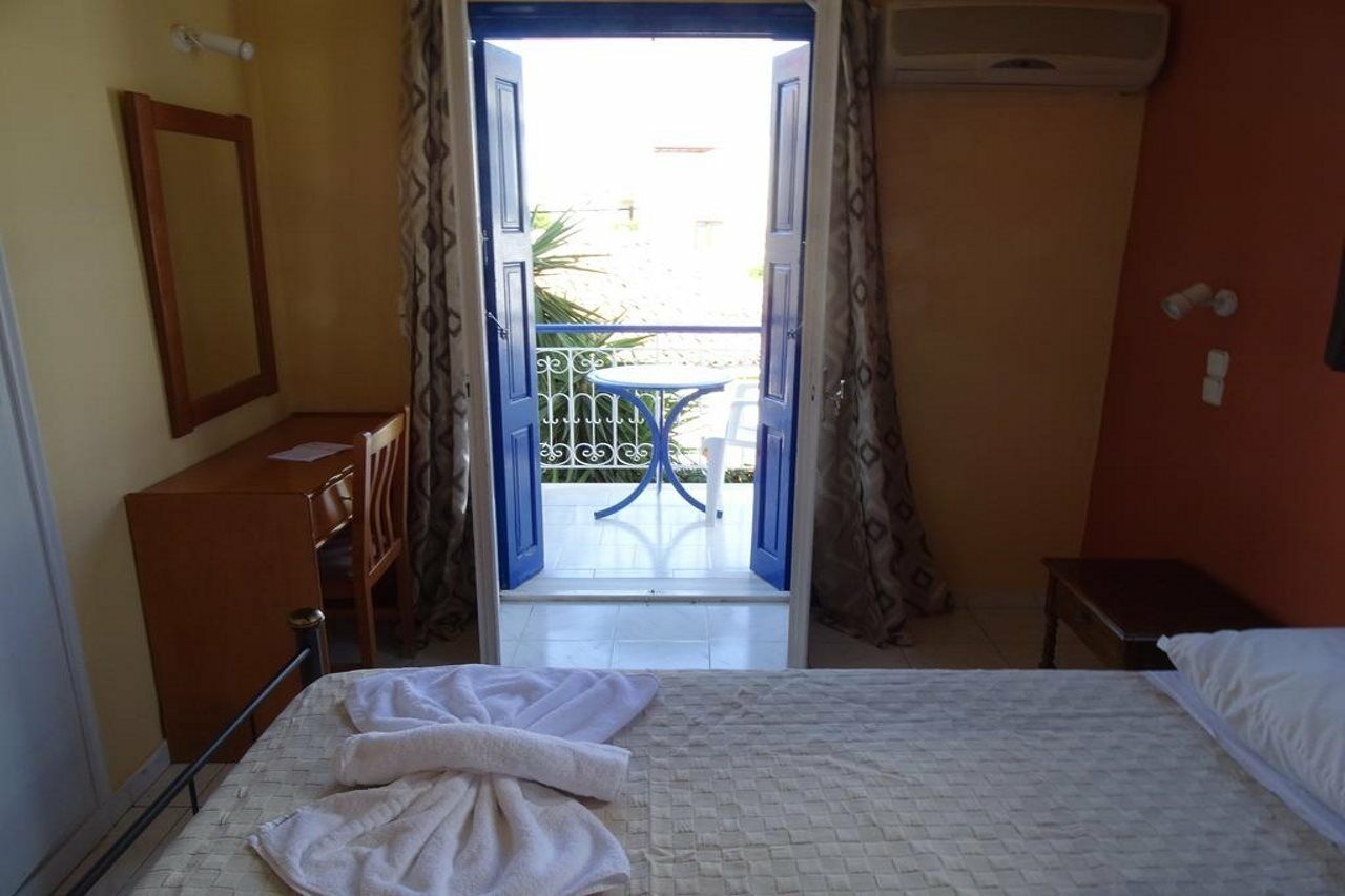 Hotel Mariona 毕达哥利翁 外观 照片